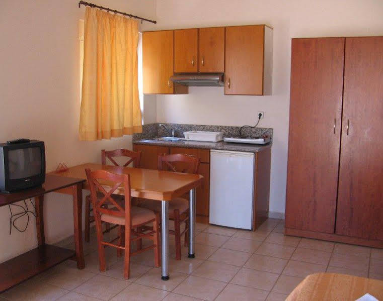 Okeanis II Aparthotel Kato Daratso Bagian luar foto